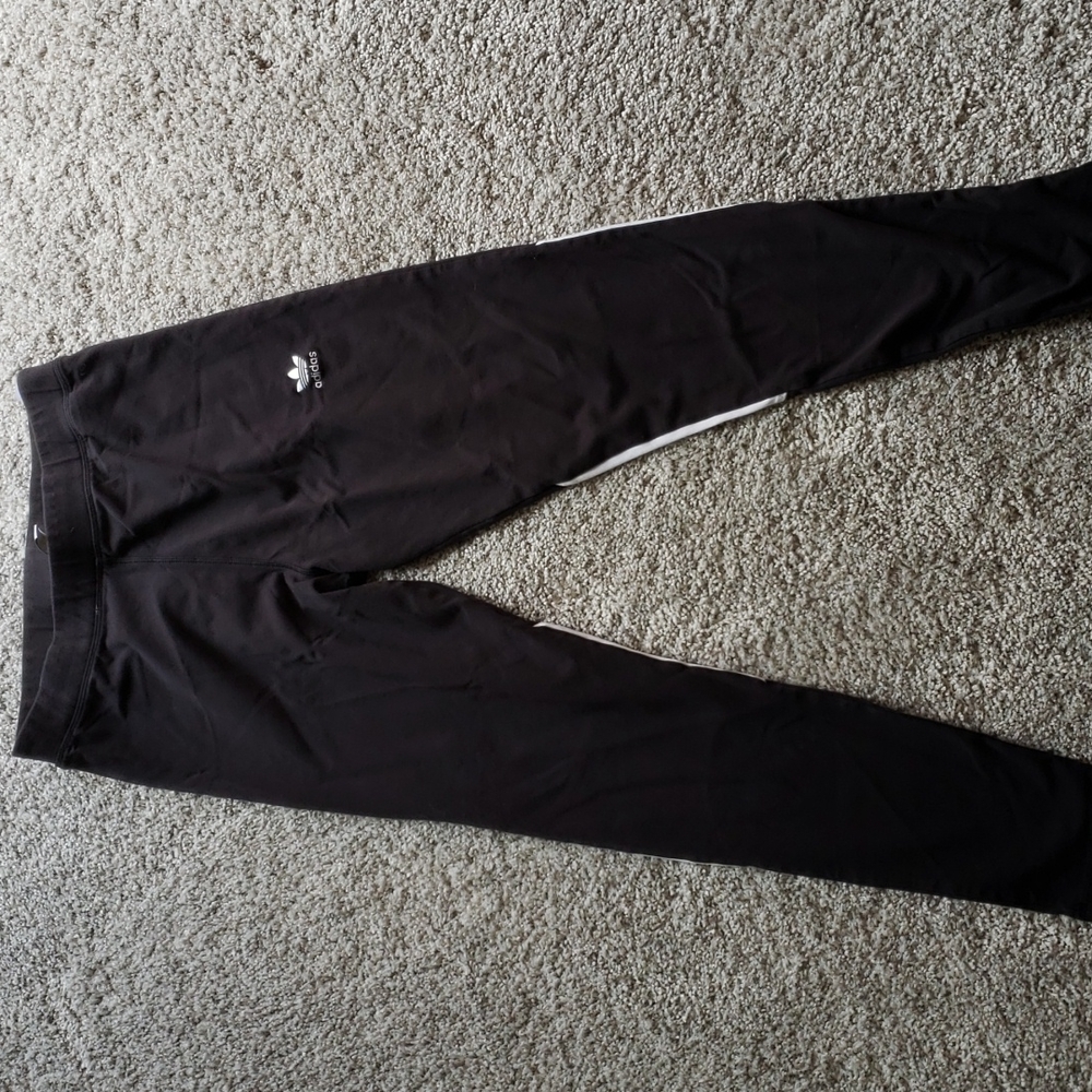Adidas leggings